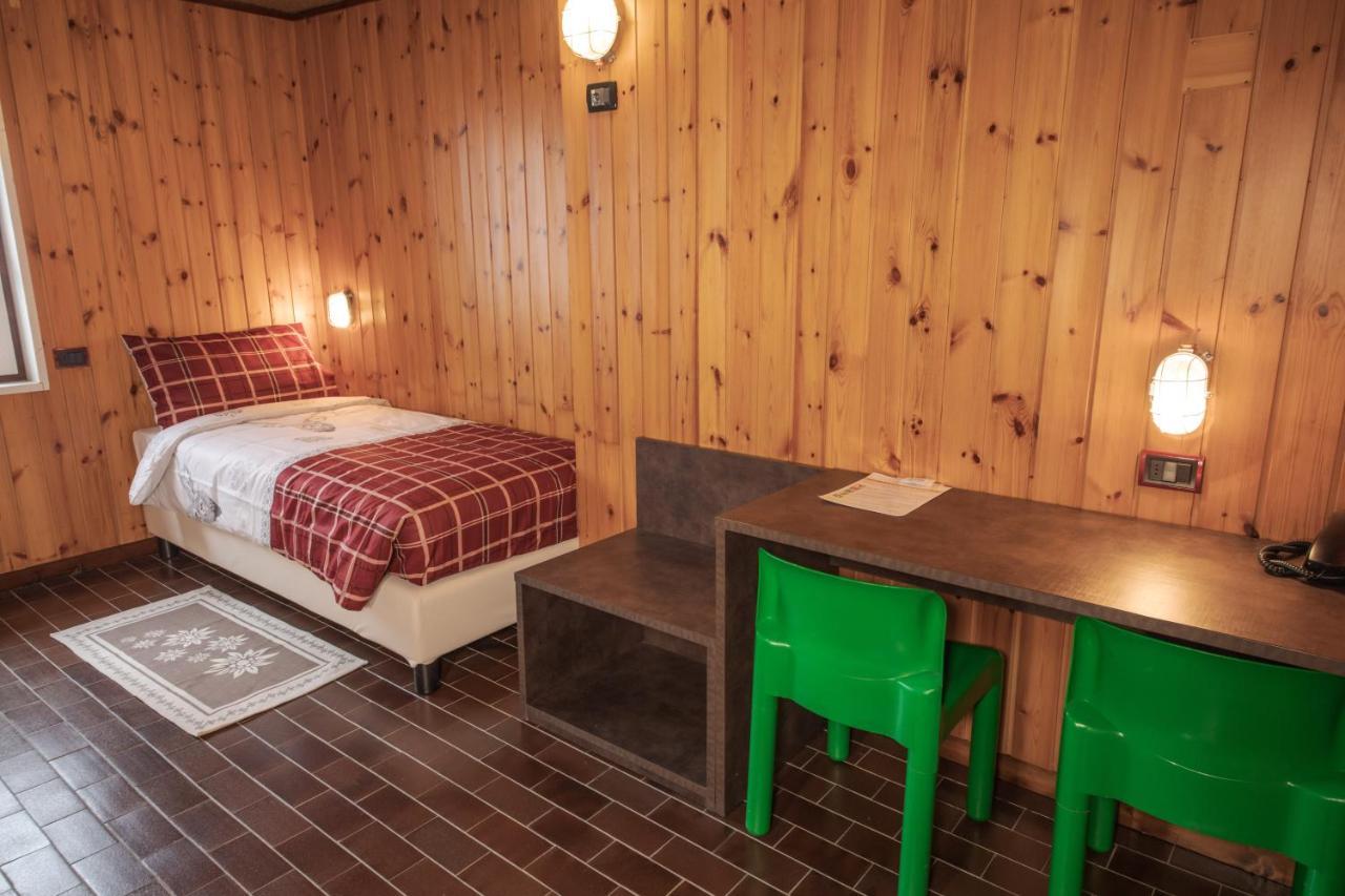 Albergo Quarto Pirovano Passo Stelvio Εξωτερικό φωτογραφία