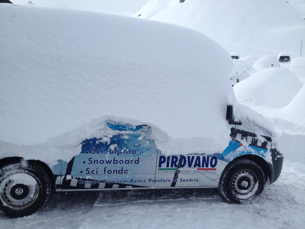 Albergo Quarto Pirovano Passo Stelvio Εξωτερικό φωτογραφία