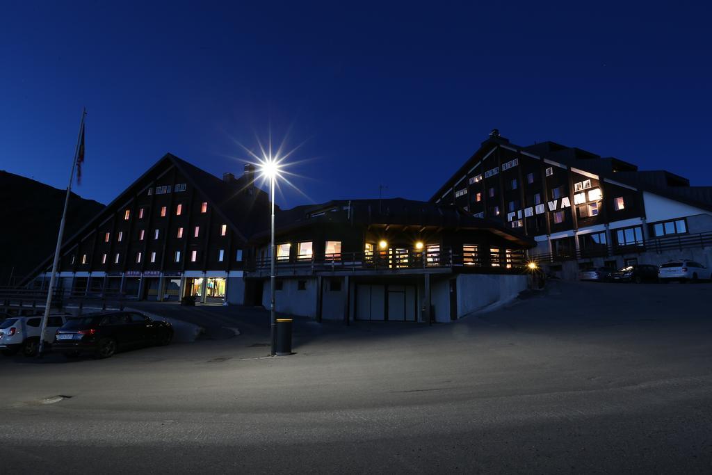 Albergo Quarto Pirovano Passo Stelvio Εξωτερικό φωτογραφία