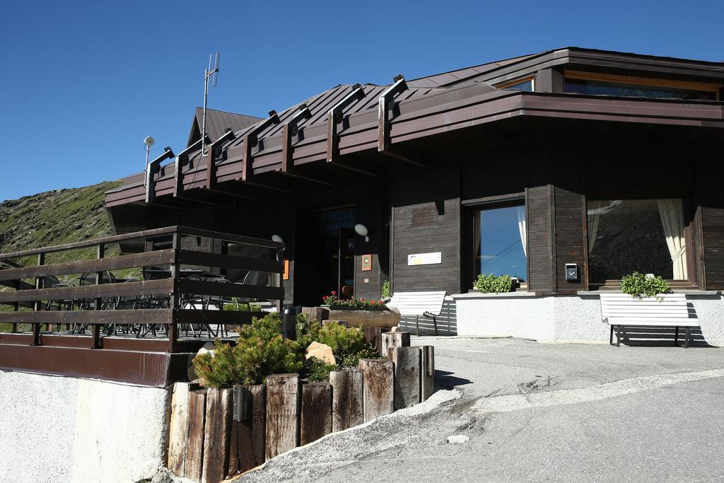 Albergo Quarto Pirovano Passo Stelvio Εξωτερικό φωτογραφία