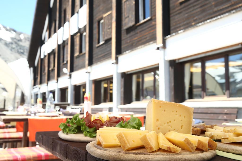 Albergo Quarto Pirovano Passo Stelvio Εξωτερικό φωτογραφία