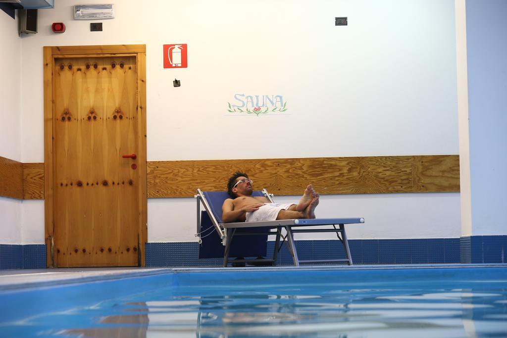 Albergo Quarto Pirovano Passo Stelvio Εξωτερικό φωτογραφία