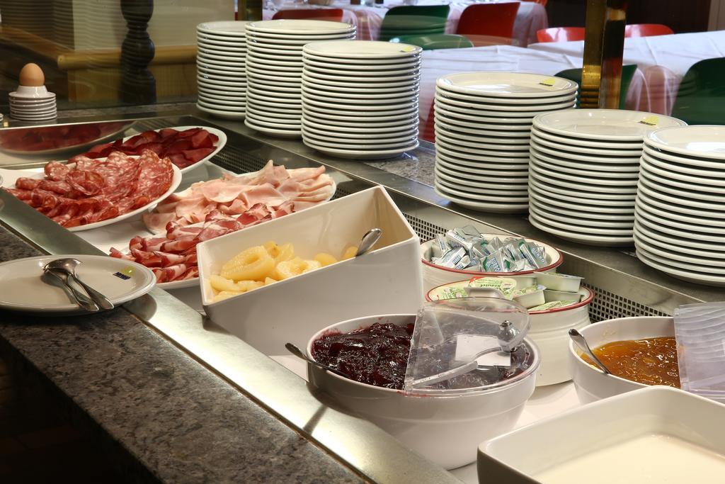 Albergo Quarto Pirovano Passo Stelvio Εξωτερικό φωτογραφία