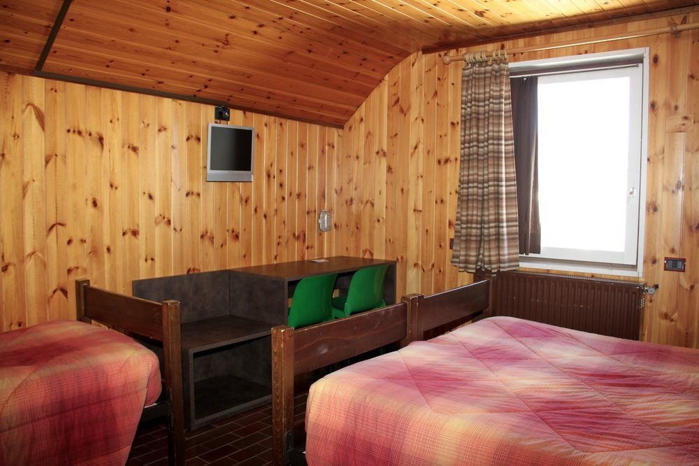 Albergo Quarto Pirovano Passo Stelvio Εξωτερικό φωτογραφία