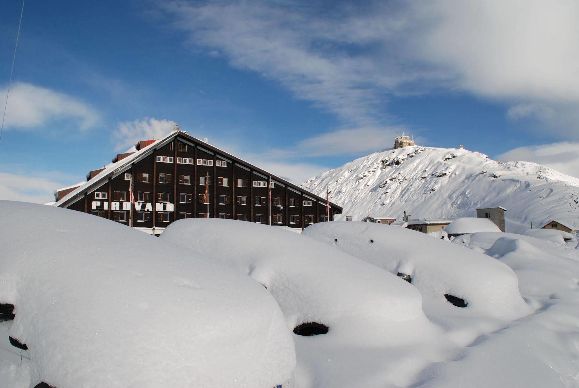 Albergo Quarto Pirovano Passo Stelvio Εξωτερικό φωτογραφία