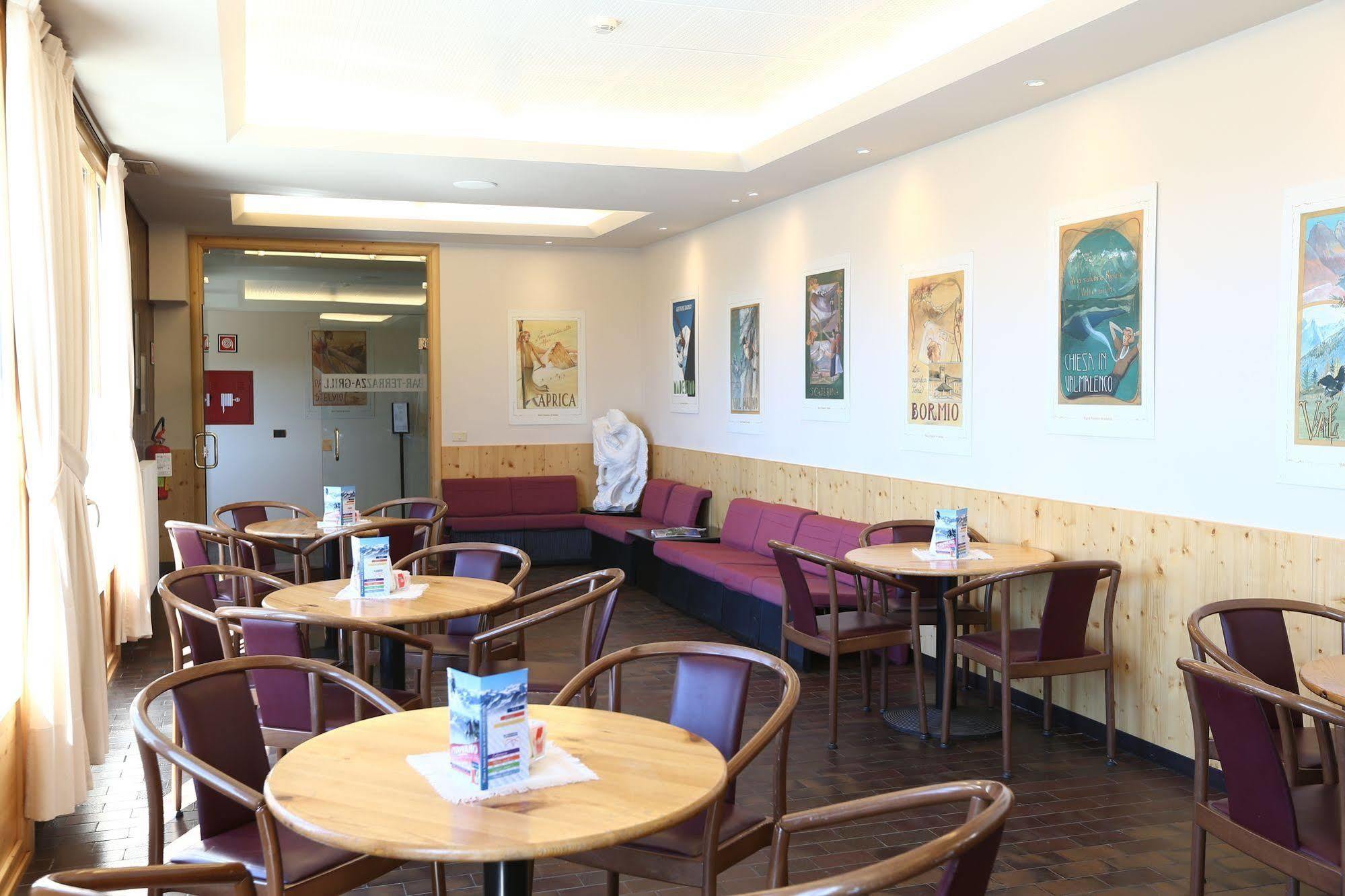 Albergo Quarto Pirovano Passo Stelvio Εξωτερικό φωτογραφία